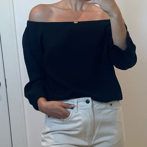 Babaton Aritzia Off Shoulder Blouse - Picture 1 of 12